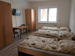 Hostel PRI MLYNE - Zlaté Moravce | 123ubytovanie.sk